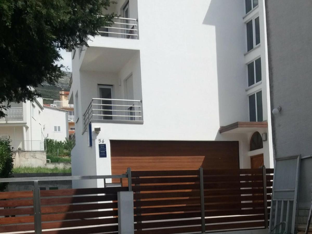 Apartman Aqua ポドストラナ エクステリア 写真