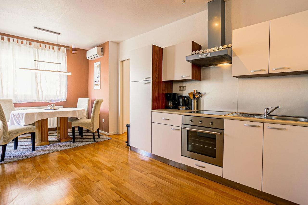 Apartman Aqua ポドストラナ エクステリア 写真