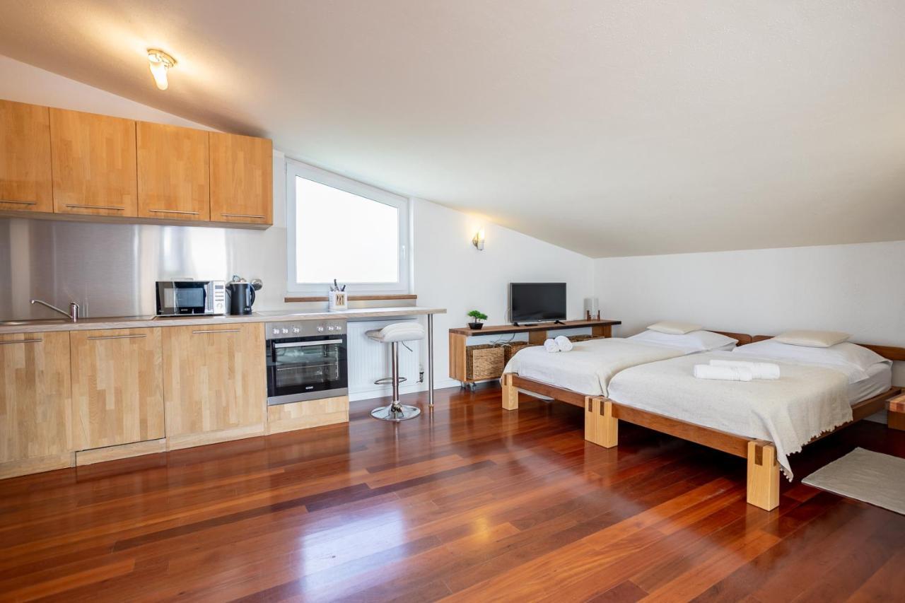 Apartman Aqua ポドストラナ エクステリア 写真