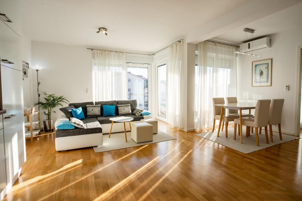 Apartman Aqua ポドストラナ エクステリア 写真